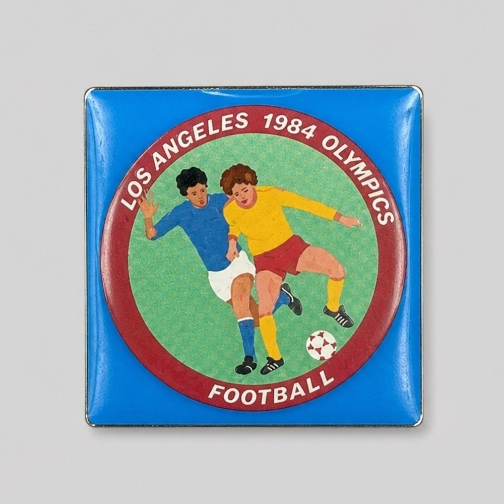 Vintage Los Angeles 1984 Olympics Football Pin Badge Soccer 84 Summer Games LA